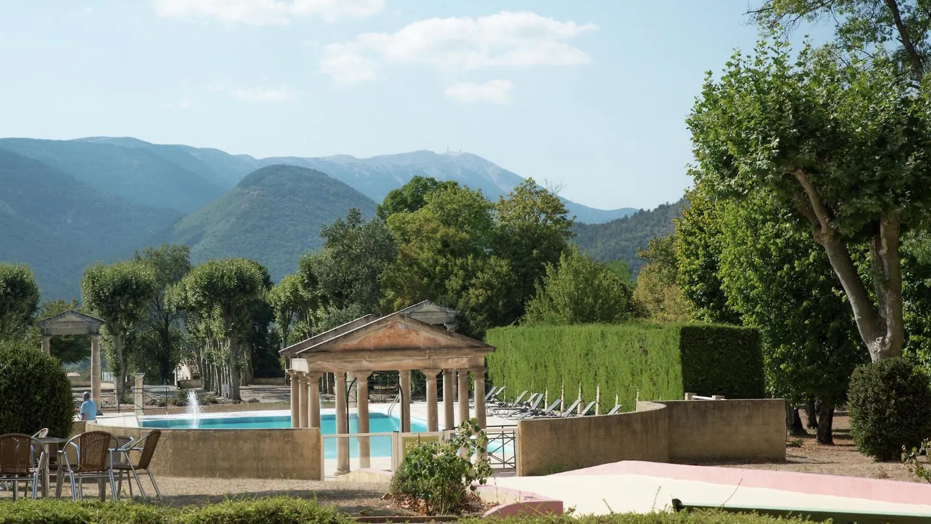 A Beautiful 2 Persons Studio In A Chateau With Swimming Pool Montbrun-les-Bains Appartement